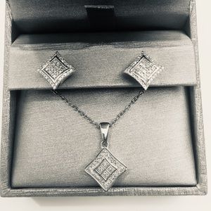 Composite Diamond Stud Earrings and Necklace Set!